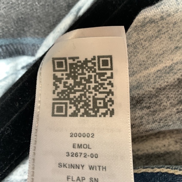 True Religion Woman’s jeans, size 30 - Picture 6 of 6